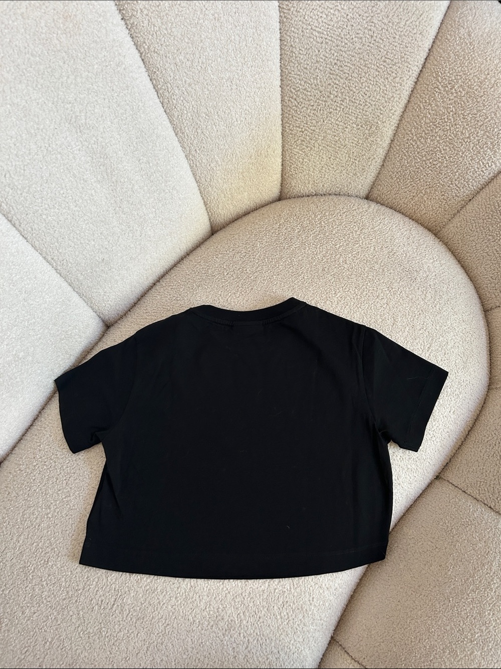 Fendi Black Crewneck Logo Tee for Kids - Picture 2 of 3